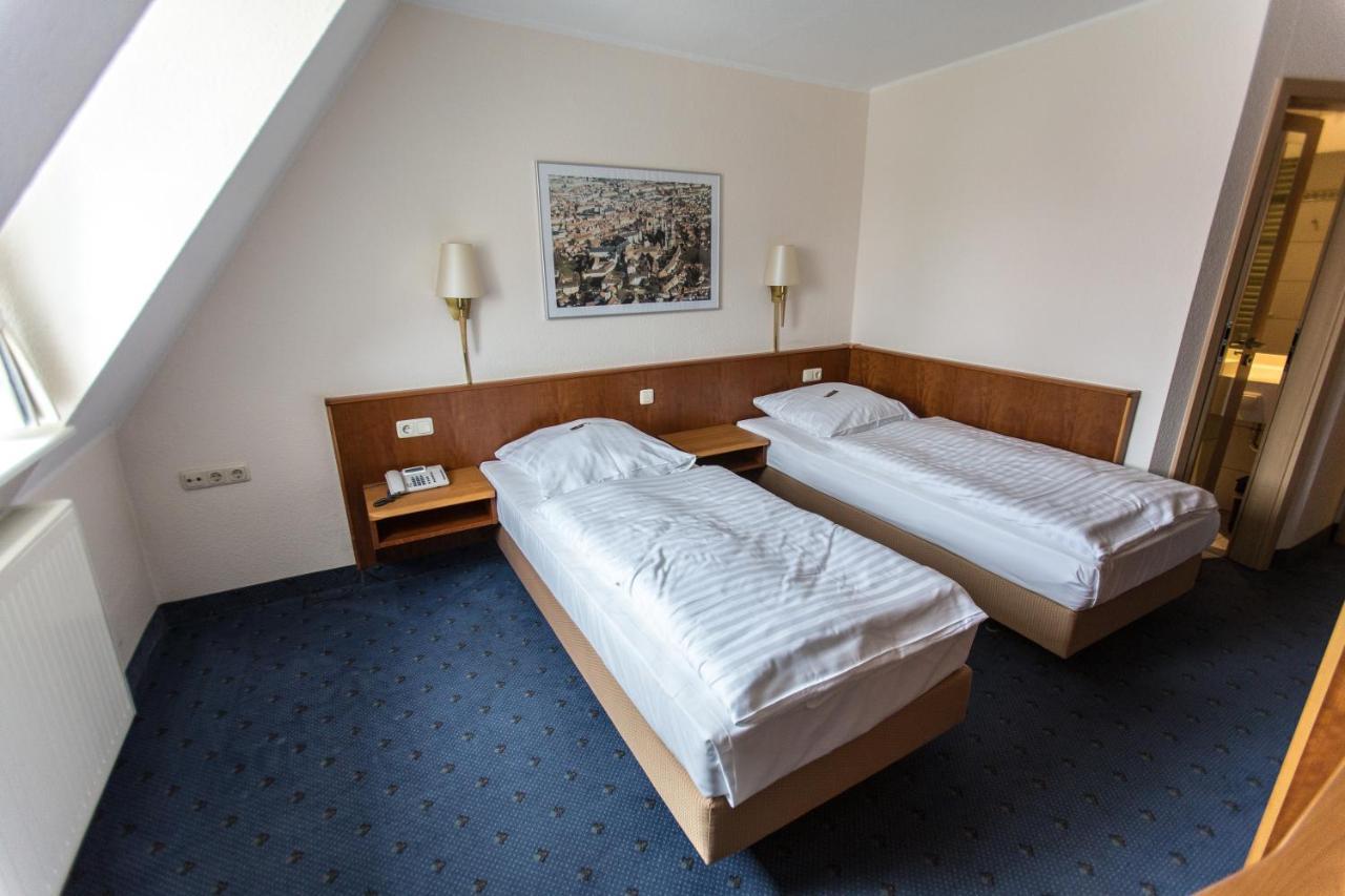 Landgasthof Sternbrau Hotel Wachenroth ภายนอก รูปภาพ